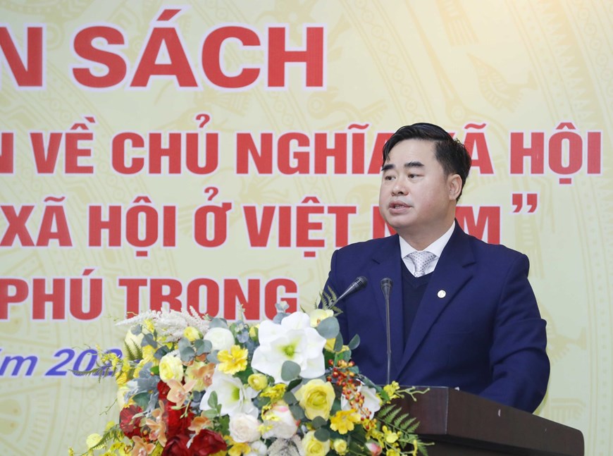 Hình ảnh lễ ra mắt cuốn sách của Tổng Bí thư Nguyễn Phú Trọng | Chính trị | Vietnam+ (VietnamPlus)