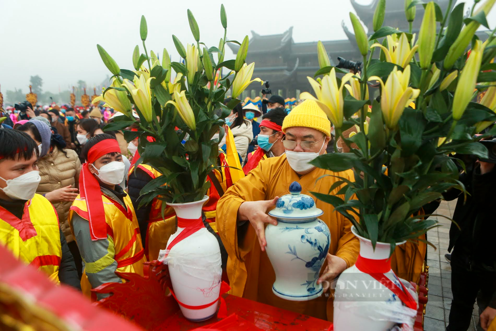 Hàng nghìn người tham dự lễ rước nước trong ngày khai xuân chùa Tam Chúc - Ảnh 7.