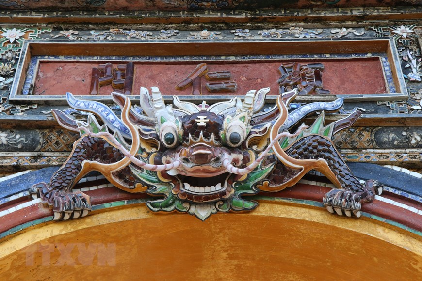[Photo] Chiêm ngưỡng biểu tượng hổ phù trên kiến trúc cung đình Huế | Văn hóa | Vietnam+ (VietnamPlus)