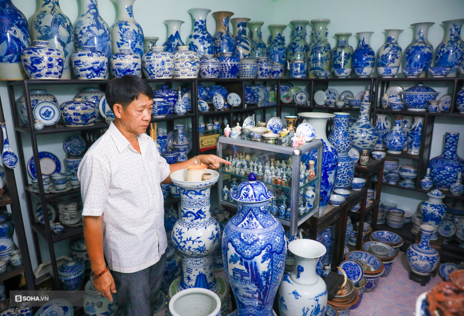‘Hoa mắt’ với bộ sưu tập gốm sứ lớn nhất Đông Dương, có món lên tới cả triệu USD - Ảnh 7.