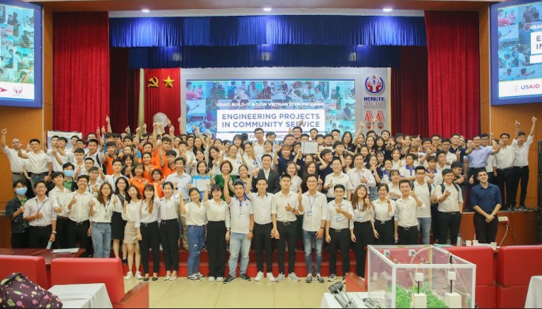 Hợp tác Công - Tư, sức mạnh tổng hợp trong quản lý rác thải nhựa tại Việt Nam - Ảnh 6