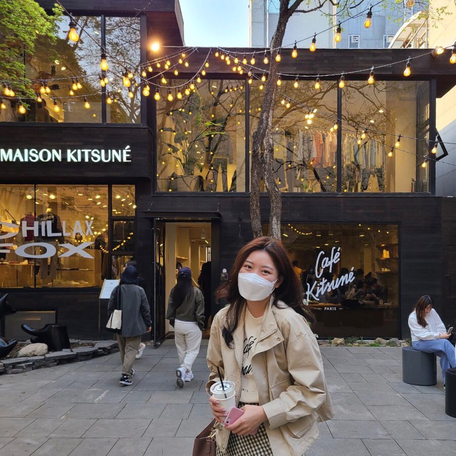 Quán Café Kitsuné đầu tiên được mở tại Tokyo vào năm 2013 và chi nhánh mới nhất xuất hiện trên đường phố Gangnam, Seoul. Ảnh: @min_y_i.