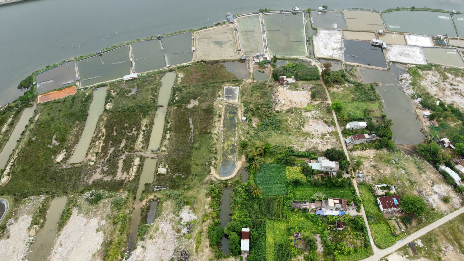 Cận cảnh hòn đảo độc đáo phía nam Đà Nẵng quy hoạch xây dựng hàng trăm lô biệt thự
