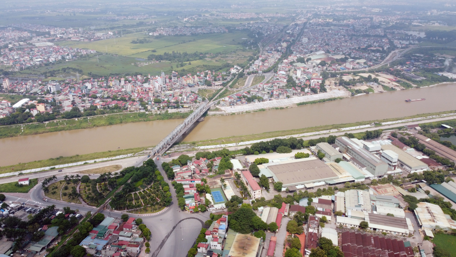 Dự kiến phát triển trục đô thị ven sông Đuống, hình thành thung lũng công nghệ điện tử ở huyện Yên Phong