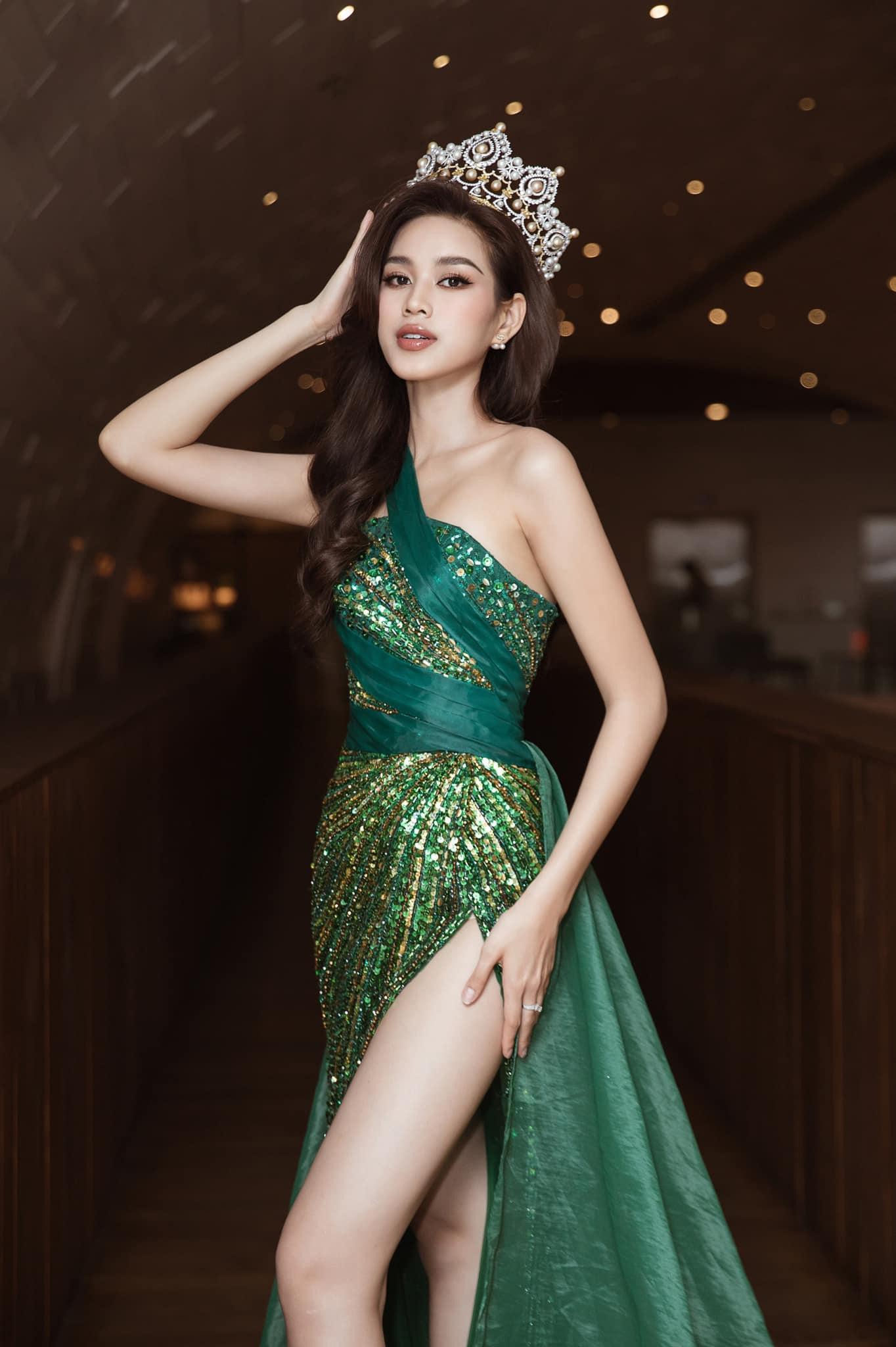 Khá lâu mới đội vương miện đi sự kiện, Hoa hậu Đỗ Thị Hà tỏa sáng với thần thái lộng lẫy ảnh 7