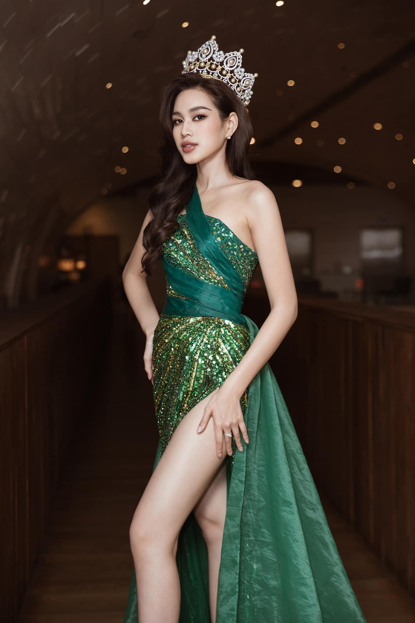 Khá lâu mới đội vương miện đi sự kiện, Hoa hậu Đỗ Thị Hà tỏa sáng với thần thái lộng lẫy ảnh 6