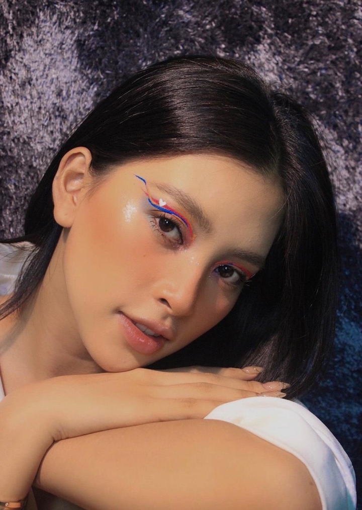 Hoa hậu Tiểu Vy tung bộ ảnh ủng hộ cộng đồng LGBTQ+ - 3