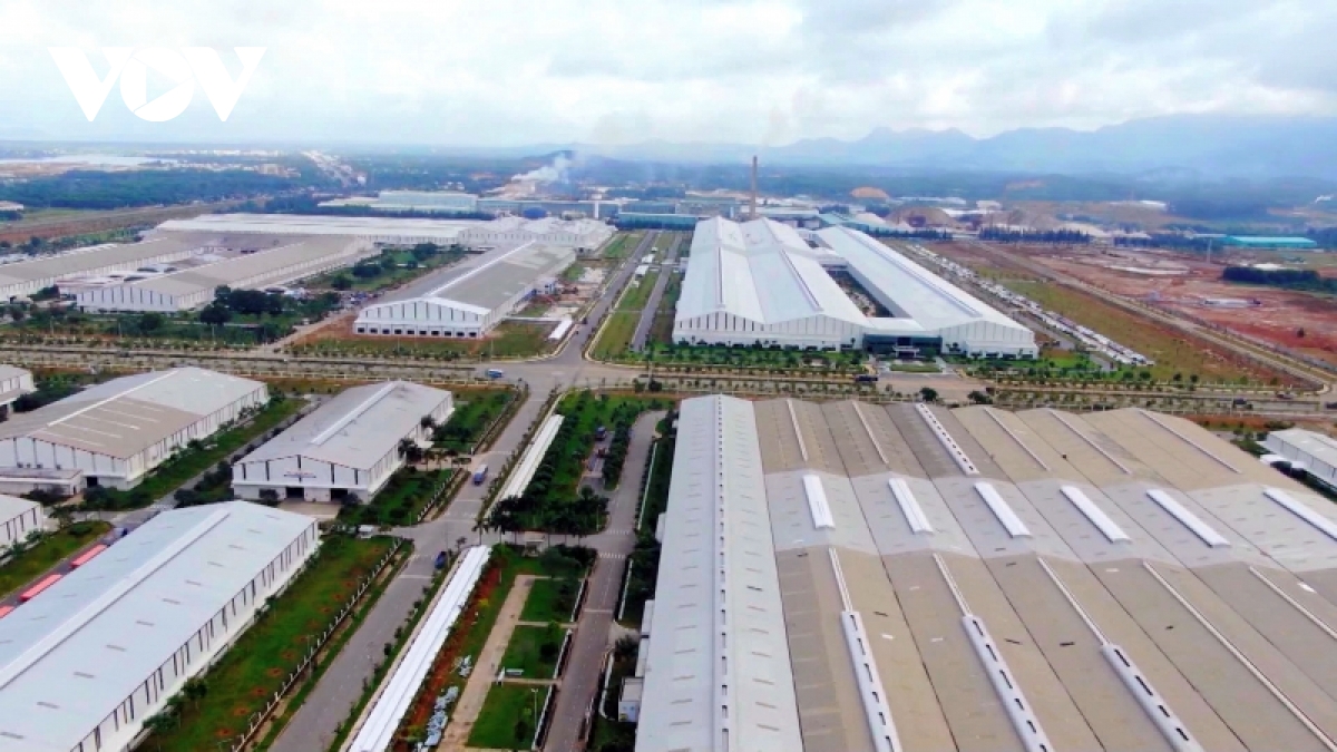 Quảng Nam xây dựng khu công nghiệp phụ trợ và công nghiệp cơ khí hàng đầu Việt Nam - Ảnh 2.