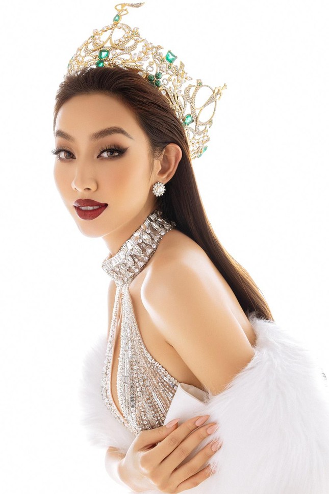 Nửa năm sau khi đăng quang Hoa hậu, nhan sắc Thùy Tiên 'thăng hạng' đến mức nào? ảnh 4