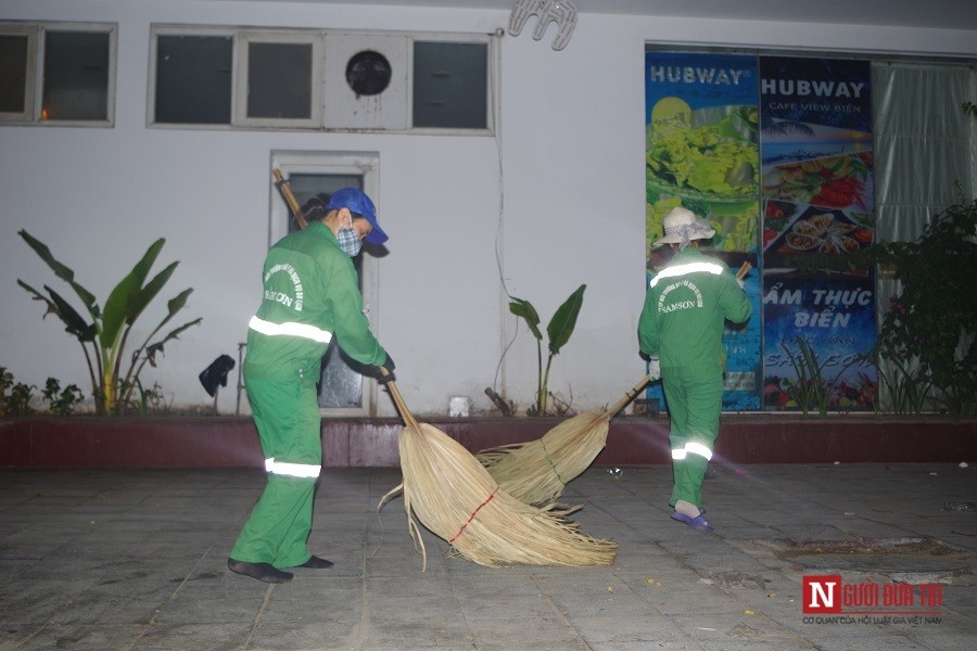 Dân sinh - Những đêm không ngủ của công nhân môi trường tại Tp.Sầm Sơn (Hình 3).