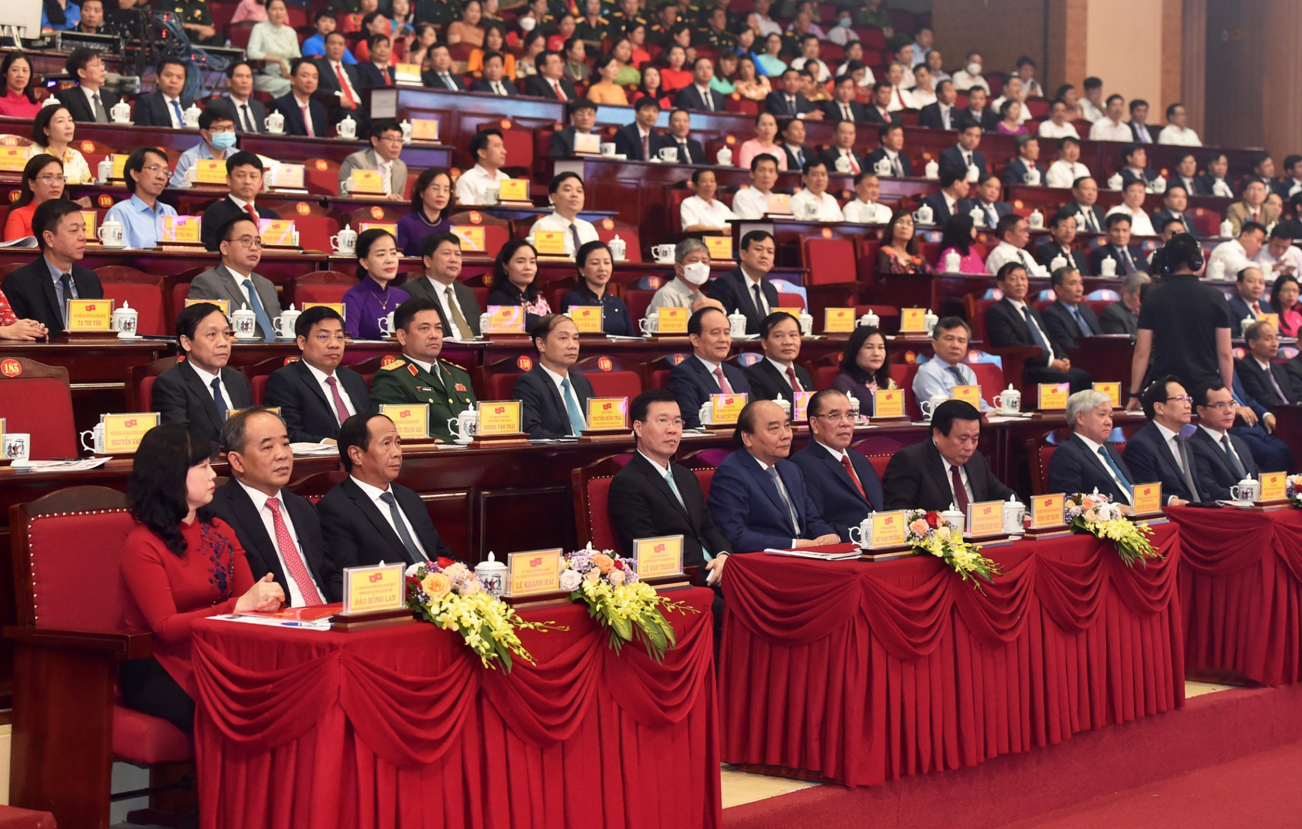 Chủ tịch nước dự lễ kỷ niệm 110 năm ngày sinh Tổng Bí thư Nguyễn Văn Cừ - Ảnh 4.