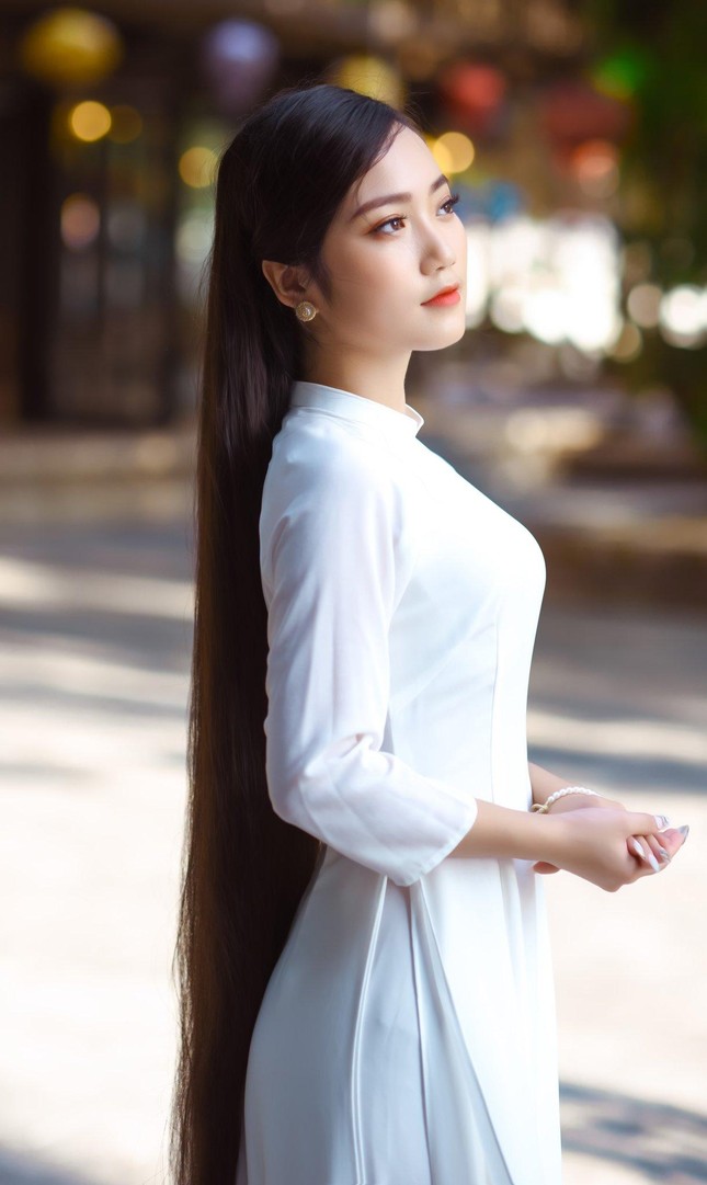 Á Hậu 1 Hoa hậu Môi trường Việt Nam: ‘Tôi muốn lan tỏa thông điệp tích cực về môi trường với xã hội’ ảnh 1