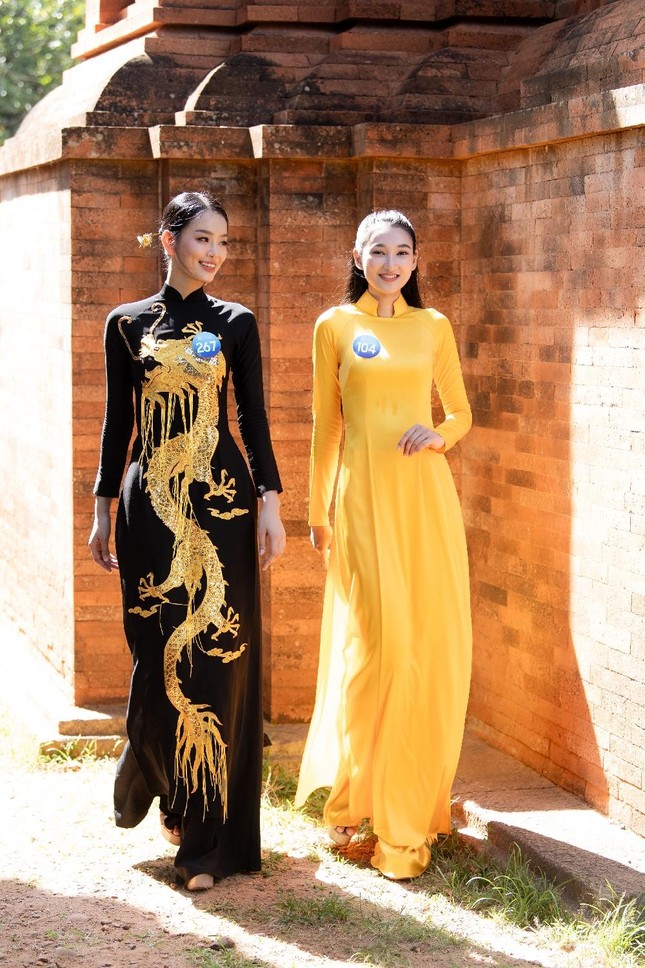 Khởi động Chung kết Miss World Vietnam 2022: Nhan sắc Nam Em trông thế nào bên cạnh Top 38? ảnh 6