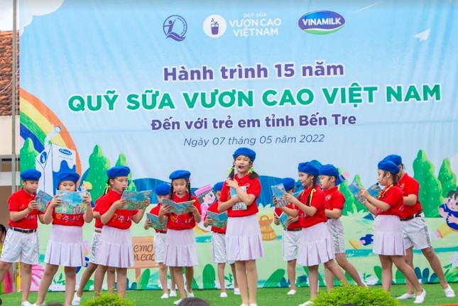 Vinamilk và Quỹ sữa Vươn cao Việt Nam tổ chức nhiều hoạt động đồng hành nhân dịp 15 năm thành lập ảnh 9