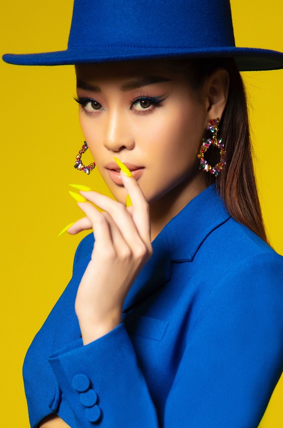 Hoa hậu Khánh Vân gửi gắm thông điệp 'Màu sắc cuộc sống do chính bạn chọn lựa' ảnh 2