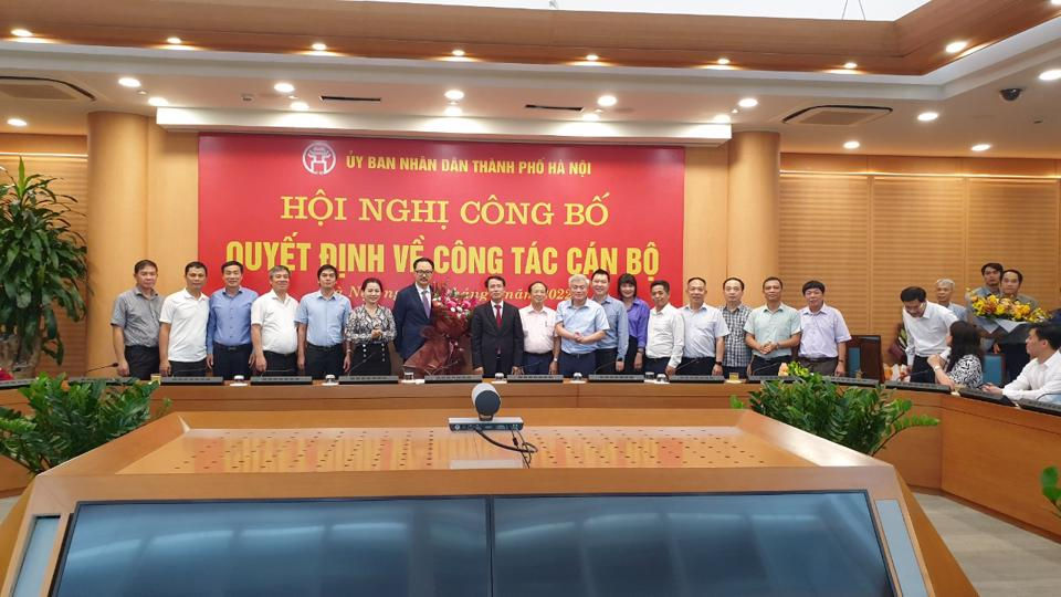Hội nghị công bố quyết định về công tác cán bộ tại Sở TN&amp;MT Hà Nội.