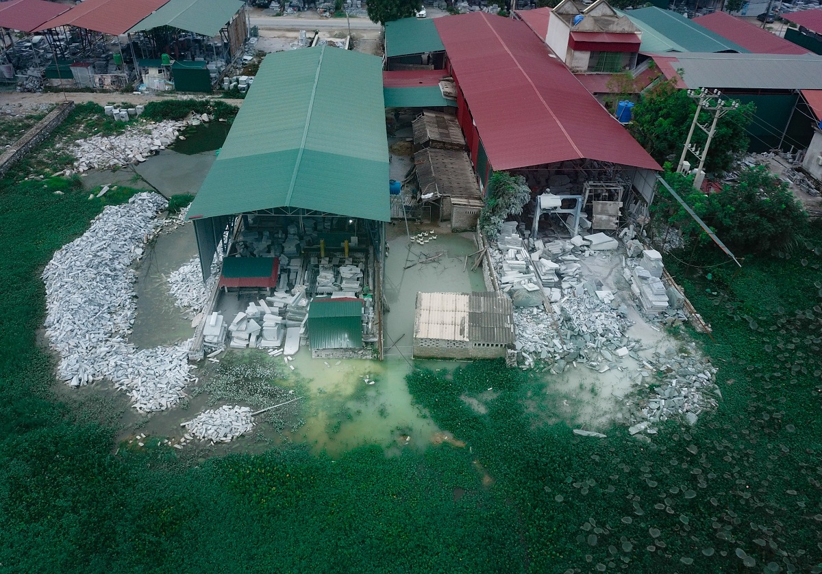 Ô nhiễm môi trường ở làng đá mỹ nghệ lớn nhất xứ Thanh - Ảnh 7.