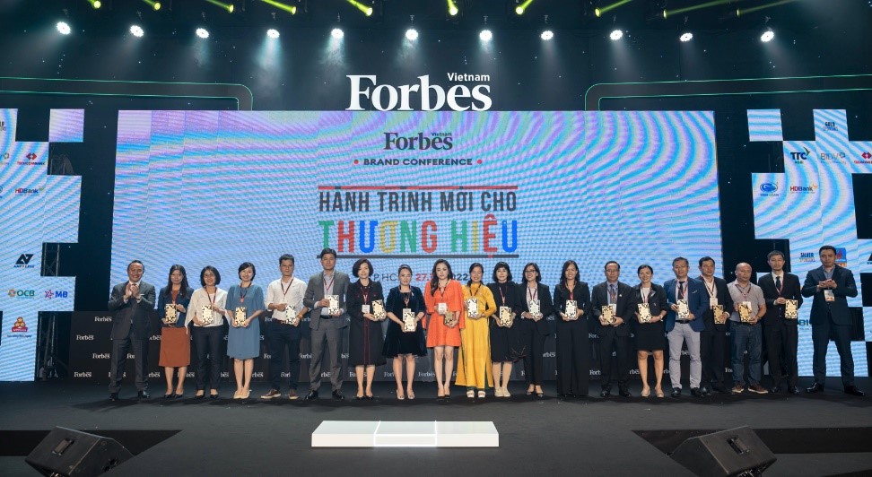 Vinamilk thương hiệu duy nhất trong top 25 thương hiệu F&amp;B dẫn đầu của Forbes Việt Nam