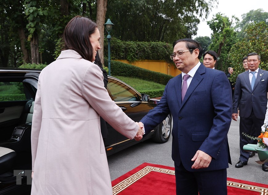 Hình ảnh Thủ tướng chủ trì lễ đón và hội đàm với Thủ tướng New Zealand | Chính trị | Vietnam+ (VietnamPlus)