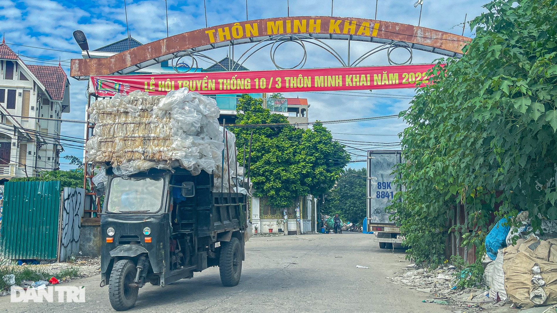 Ngôi làng tái chế lớn nhất Việt Nam, tỷ phú nhập rác quốc tế về làm giàu - 2
