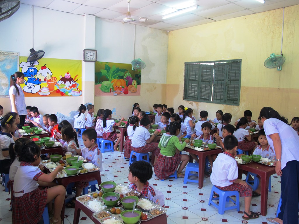 Tăng cường đảm bảo an toàn vệ sinh thực phẩm trong trường học