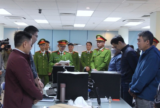 Khám xét Phòng Kiểm định xe cơ giới, Cục Đăng kiểm Việt Nam ảnh 1