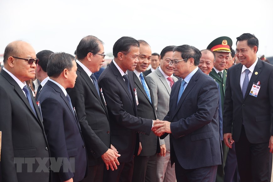[Photo] Thủ tướng kết thúc chuyến thăm chính thức và làm việc tại Lào | Chính trị | Vietnam+ (VietnamPlus)