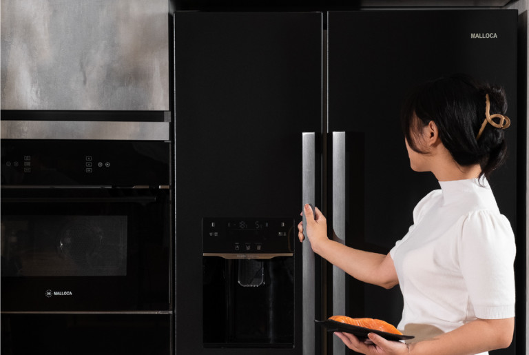 Hạn chế mở tủ lạnh khi mất điện, sử dụng các thực phẩm có sẵn bên ngoài để sử dụng