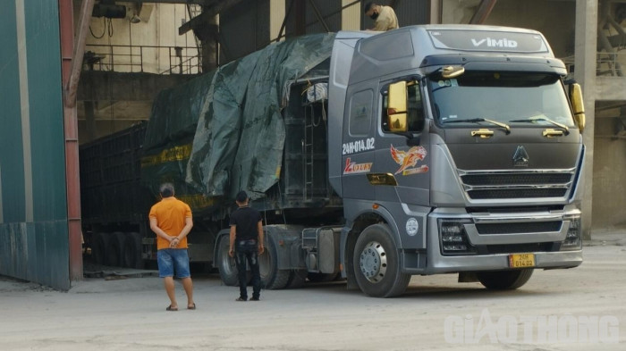 Yên Bái: Công ty xi măng Yên Bình ngang nhiên tiếp tay xe chở quá tải 9