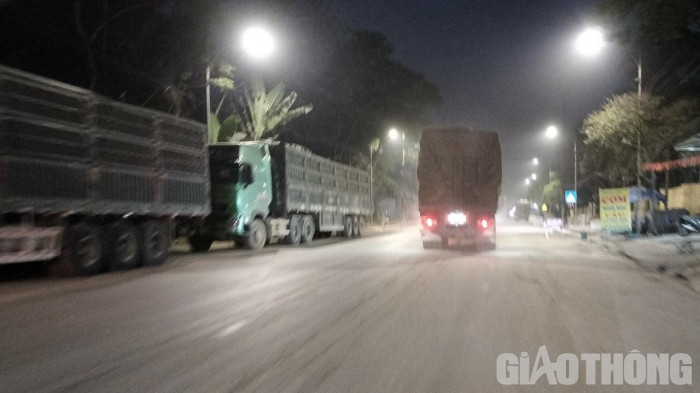 Yên Bái: Công ty xi măng Yên Bình ngang nhiên tiếp tay xe chở quá tải 10