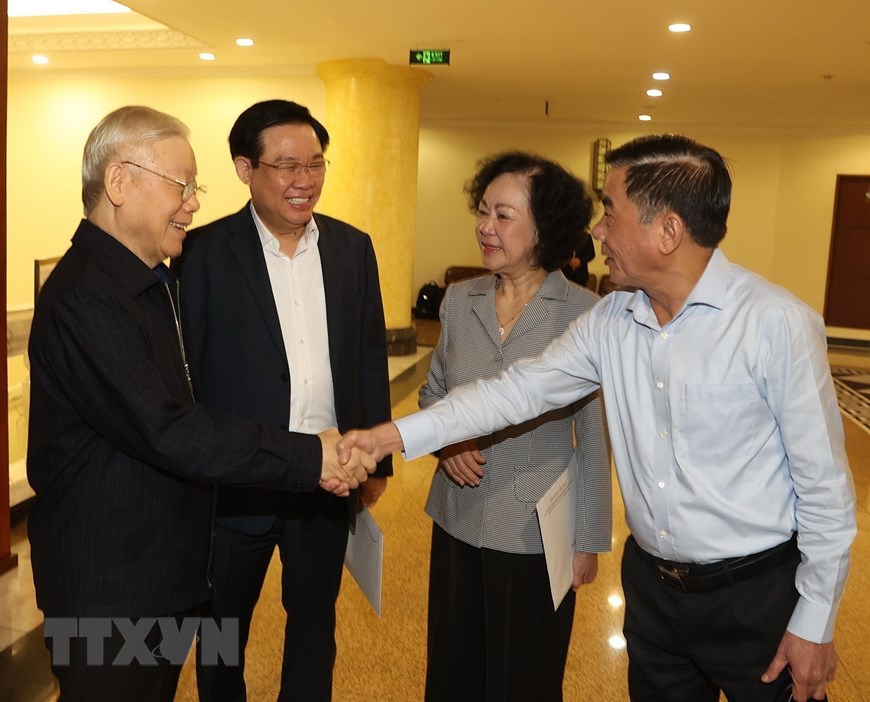 Tổng Bí thư Nguyễn Phú Trọng chủ trì cuộc họp Bộ Chính trị, Ban Bí thư | Chính trị | Vietnam+ (VietnamPlus)