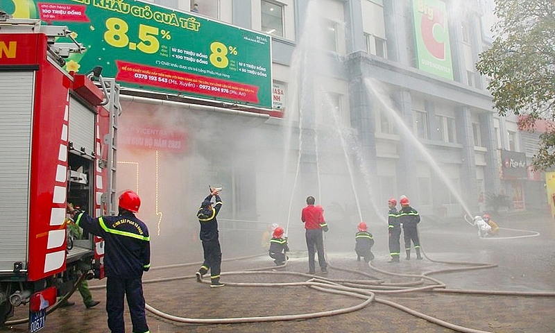 Bộ Xây dựng yêu cầu tăng cường công tác phòng cháy, chữa cháy trong tình hình mới