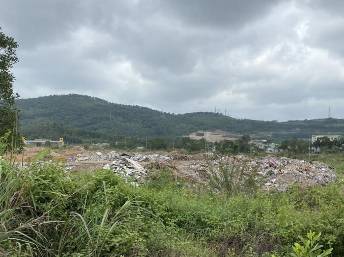 Báo động nạn đổ trộm chất thải vào khu công nghiệp, đô thị mới ở TP Hạ Long 1
