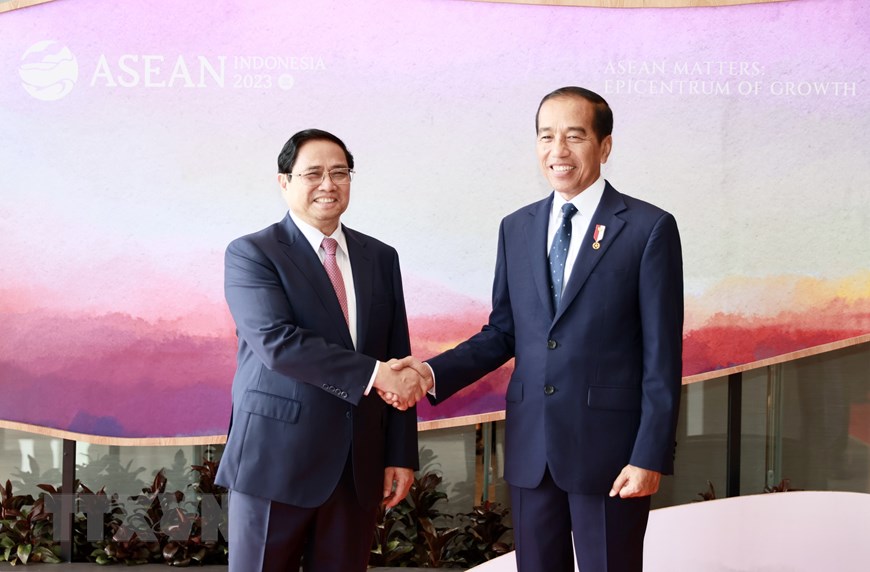 [Photo] Thủ tướng Phạm Minh Chính gặp Tổng thống Indonesia Joko Widodo | ASEAN | Vietnam+ (VietnamPlus)