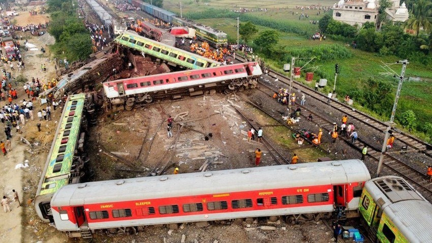 Chủ tịch nước, Thủ tướng Chính phủ gửi điện chia buồn vụ tai nạn ở Ấn Độ ảnh 1
