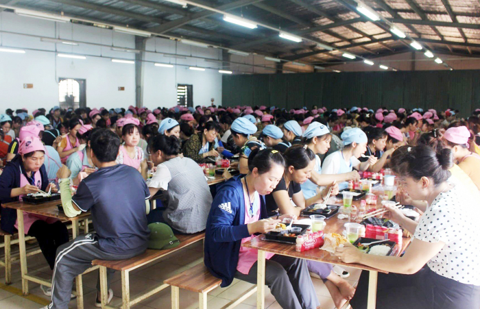 Công đoàn các Khu công nghiệp Phú Thọ tổ chức nhiều hoạt động thiết thực trong Tháng Công nhân