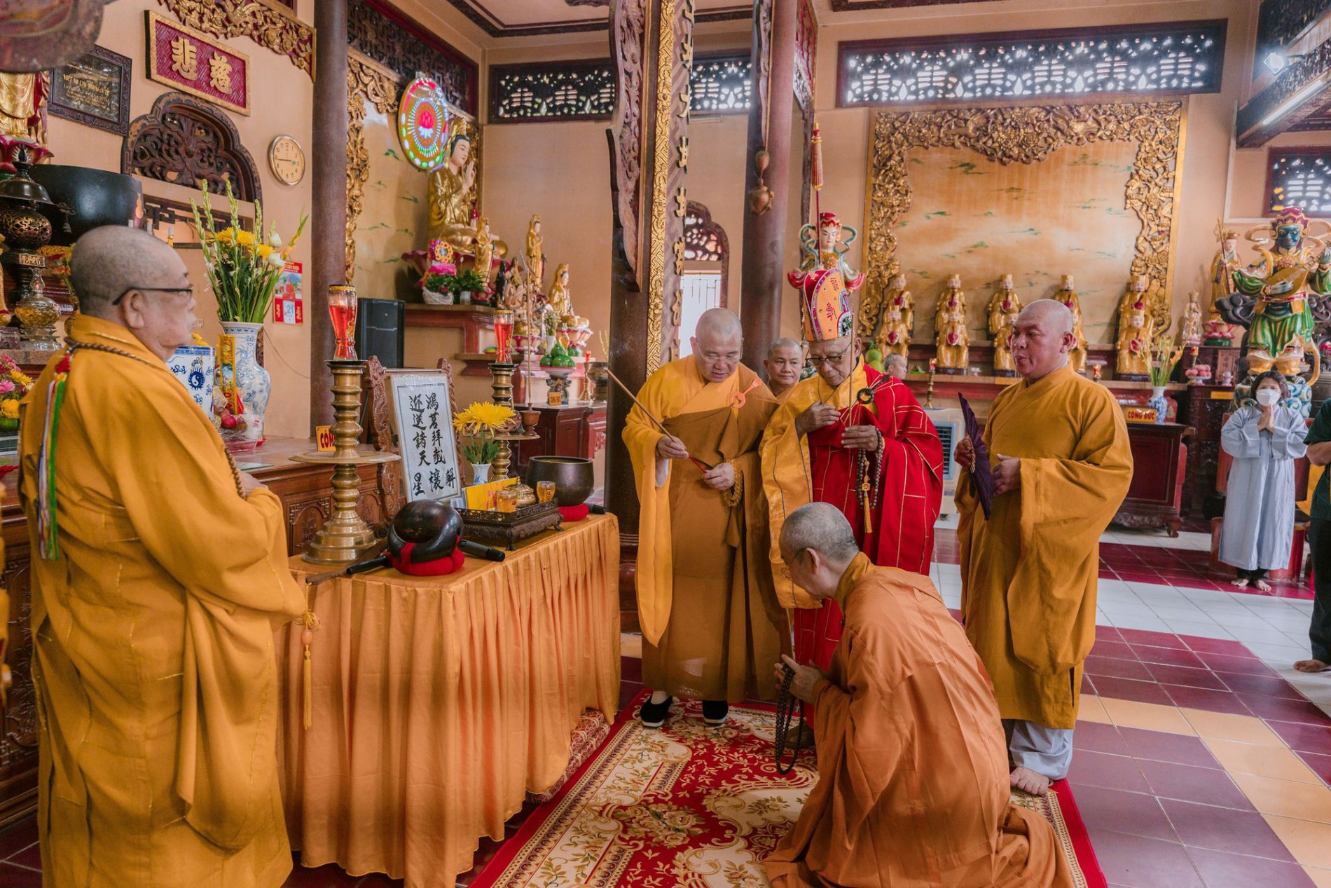 Du khách hào hứng với nhiều nghi thức truyền thống độc đáo tại Lễ Vía Bà (Tây Ninh) - Ảnh 2.