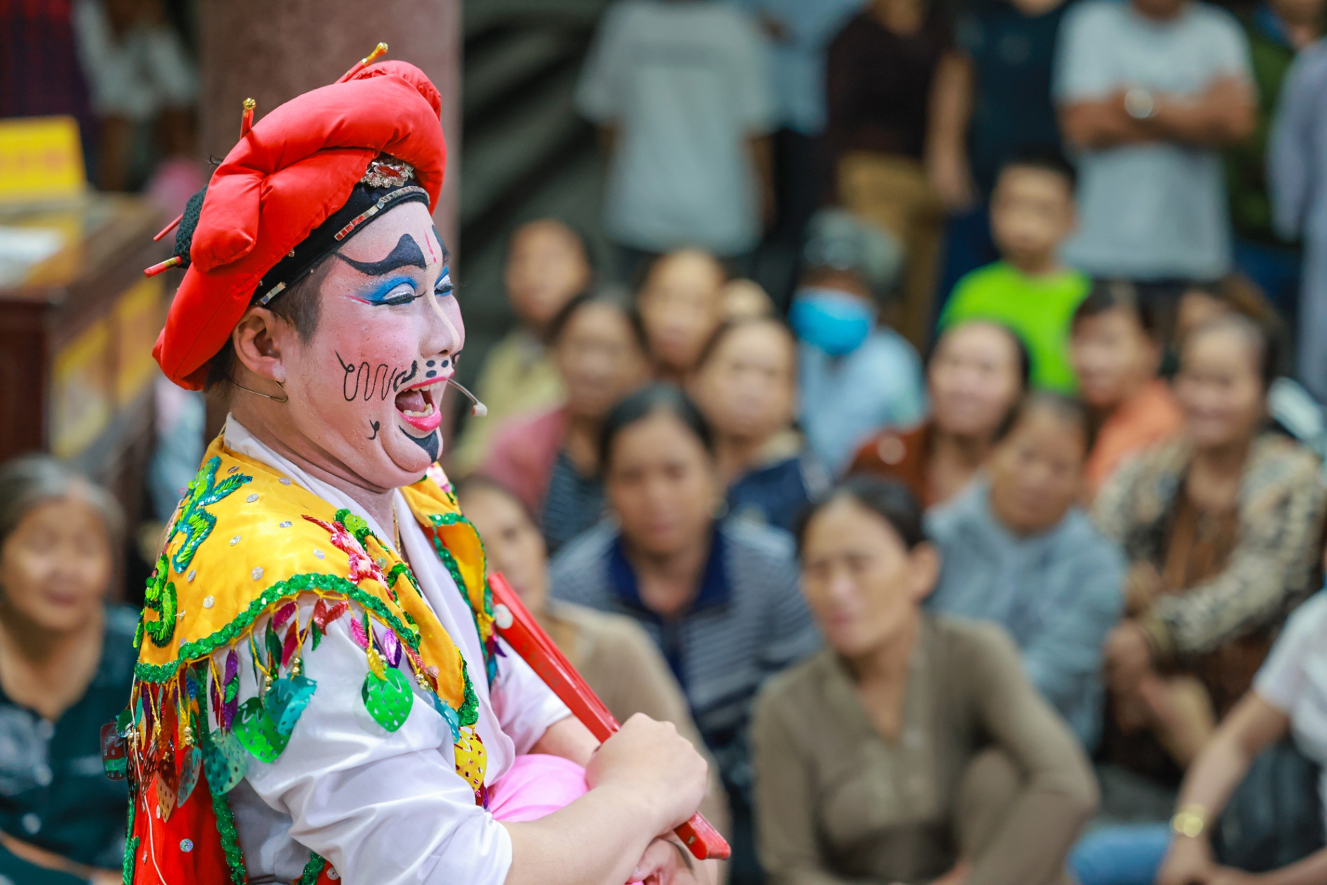 Du khách hào hứng với nhiều nghi thức truyền thống độc đáo tại Lễ Vía Bà (Tây Ninh) - Ảnh 3.