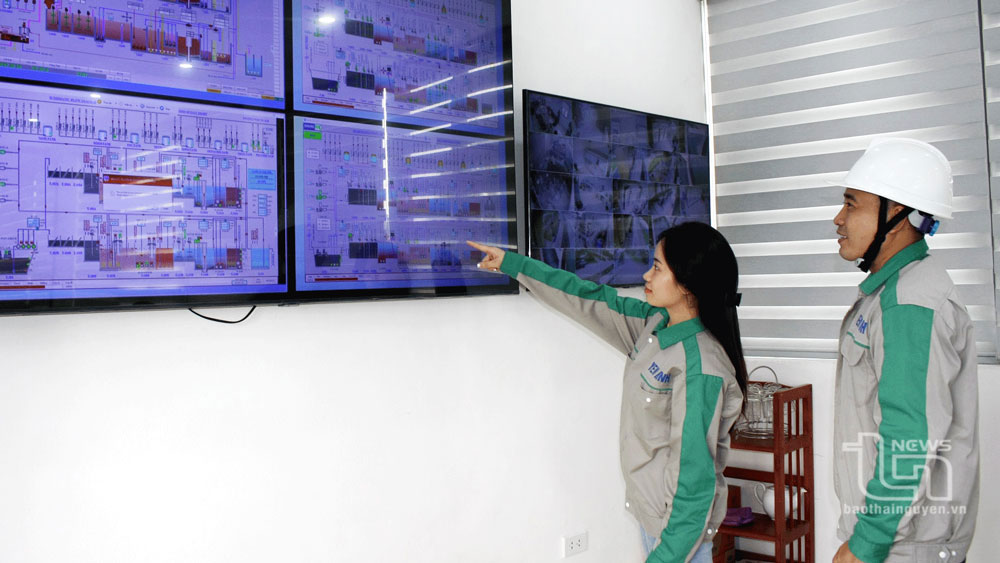 Trung tâm điều hành, cảnh báo sớm hệ thống xử lý nước thải tại KCN Yên Bình (TP. Phổ Yên).