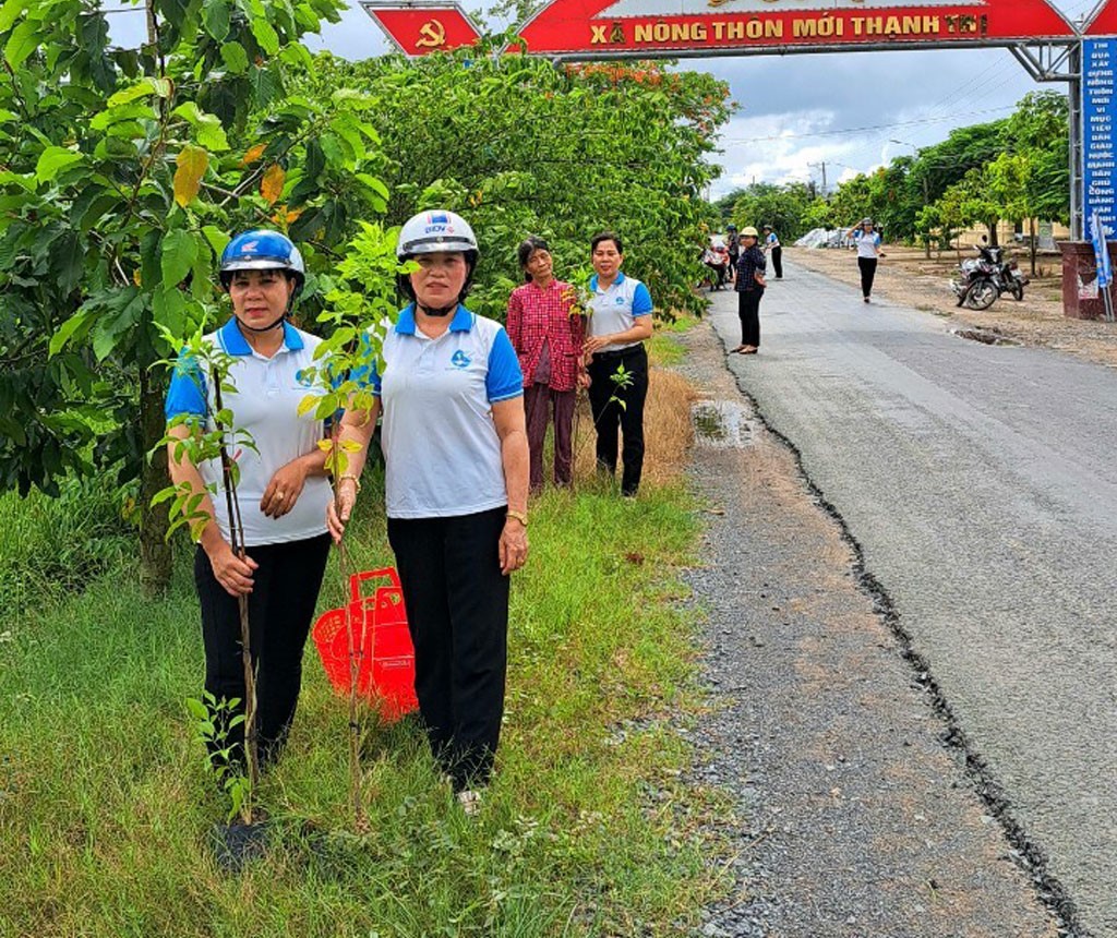 Mô hình cảnh quan cà phê chinh phục và giúp hơn 7000 nông dân Việt hưởng  lợi