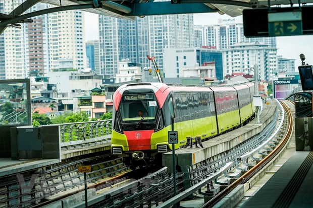 Metro Nhon-Ga Ha Noi hoan thanh xay dung, lap dat 8 nha ga tren cao hinh anh 1