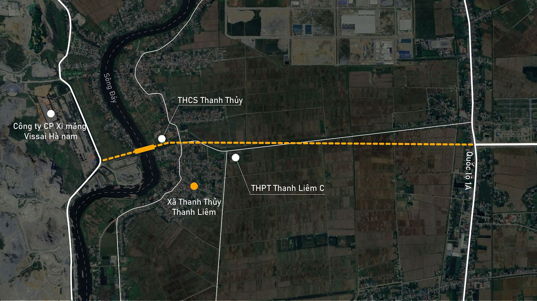Toàn cảnh vị trí sẽ xây cầu vượt sông Đáy ở xã Thanh Thủy, Thanh Liêm, Hà Nam