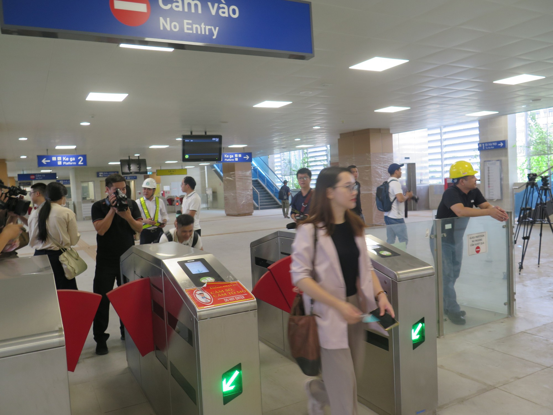 Chùm ảnh: Nét khác biệt bên trong nhà ga tuyến đường sắt đô thị Nhổn - ga Hà Nội và Cát Linh - Hà Đông