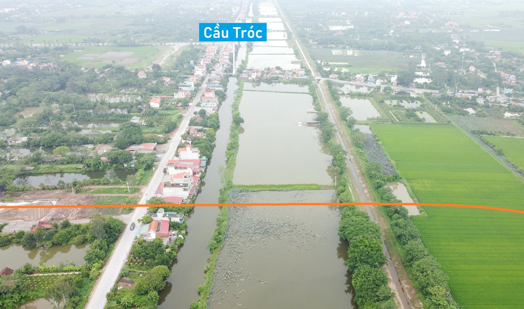 Toàn cảnh vị trí dự kiến xây cầu vượt sông Long Xuyên đoạn KCN Thái Hà ở Lý Nhân, Hà Nam