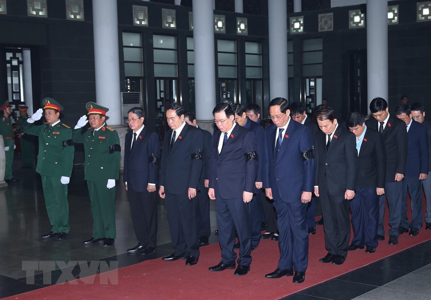 Lễ viếng Thượng tướng Nguyễn Chí Vịnh, nguyên Thứ trưởng Bộ Quốc phòng | Chính trị | Vietnam+ (VietnamPlus)