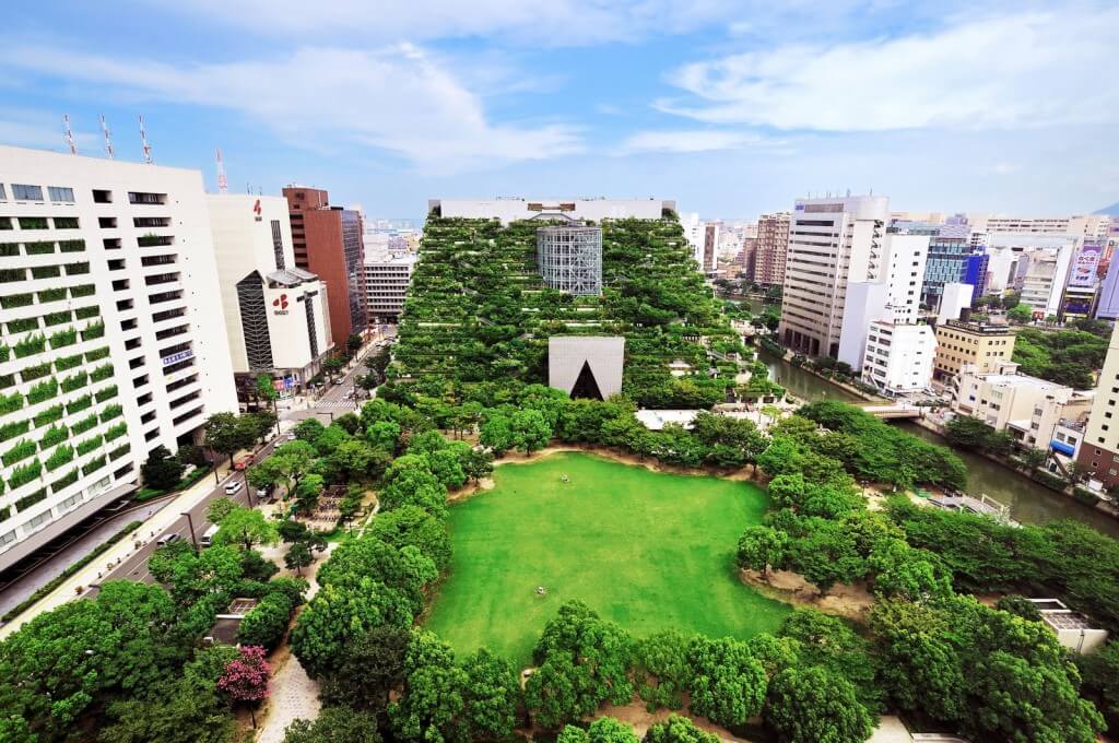 Tòa nhà ACROS Fukuoka – Biểu tượng của kiến trúc xanh Nhật Bản
