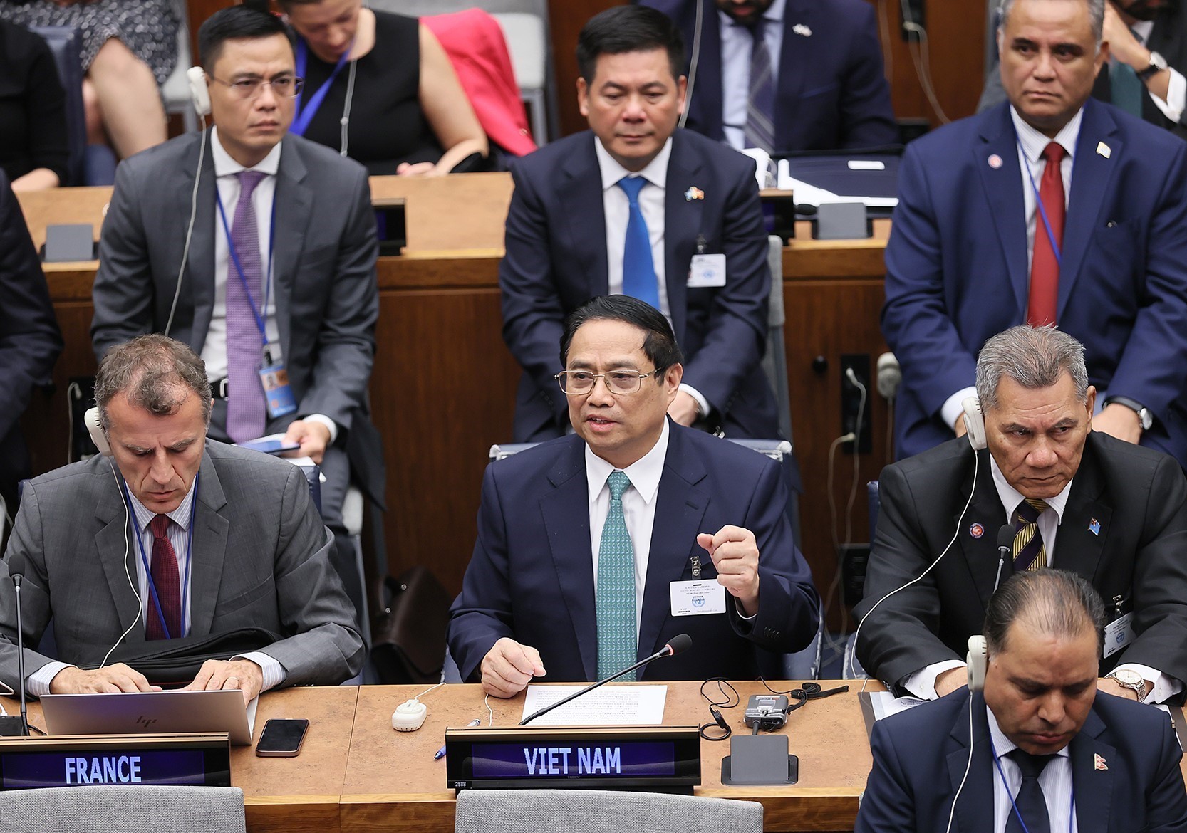 Thủ tướng Phạm Minh Chính dự Hội nghị Thượng đỉnh tham vọng khí hậu - Ảnh 2.