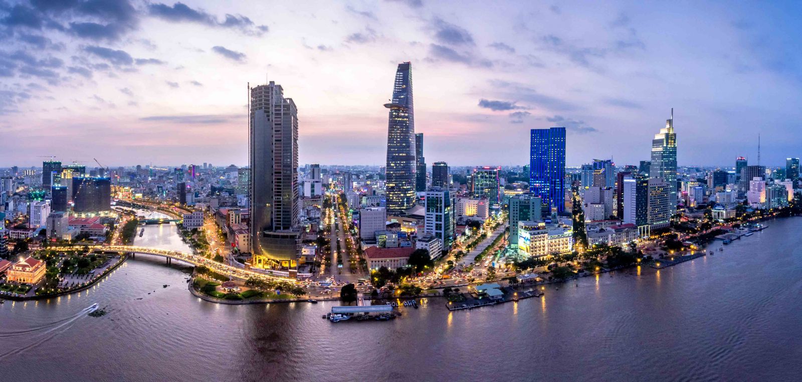 Kiến trúc bền vững công trình cao tầng trong khu vực nội đô các đô thị Việt Nam