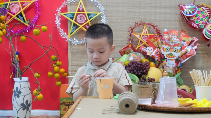 Hà Nội: Các trường học tưng bừng tổ chức Tết Trung Thu cho học sinh | Giáo dục | Vietnam+ (VietnamPlus)