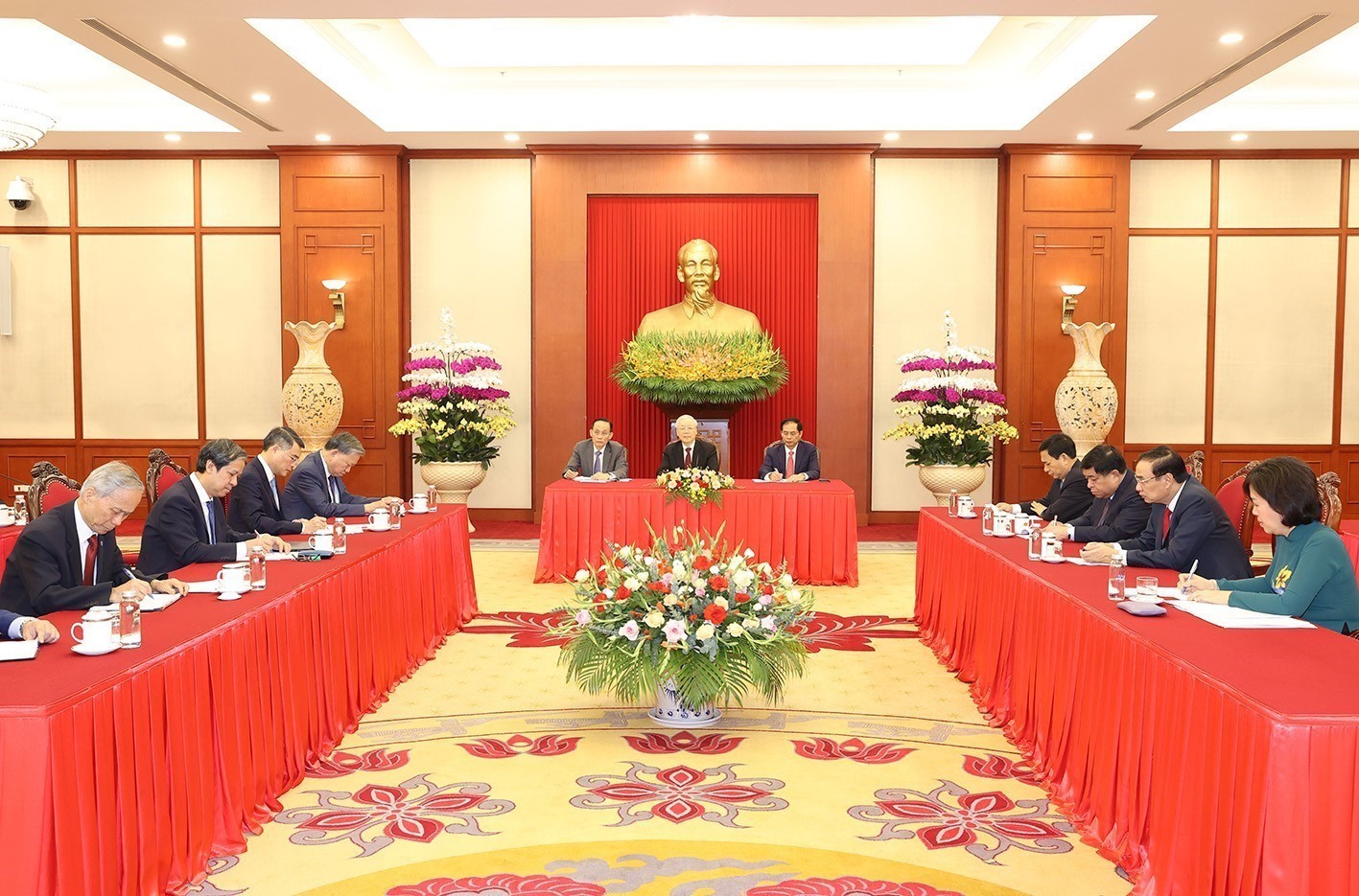 Tổng Bí Thư Nguyễn Phú Trọng điện đàm với Tổng thống Pháp Emmanuel Macron - Ảnh 3.